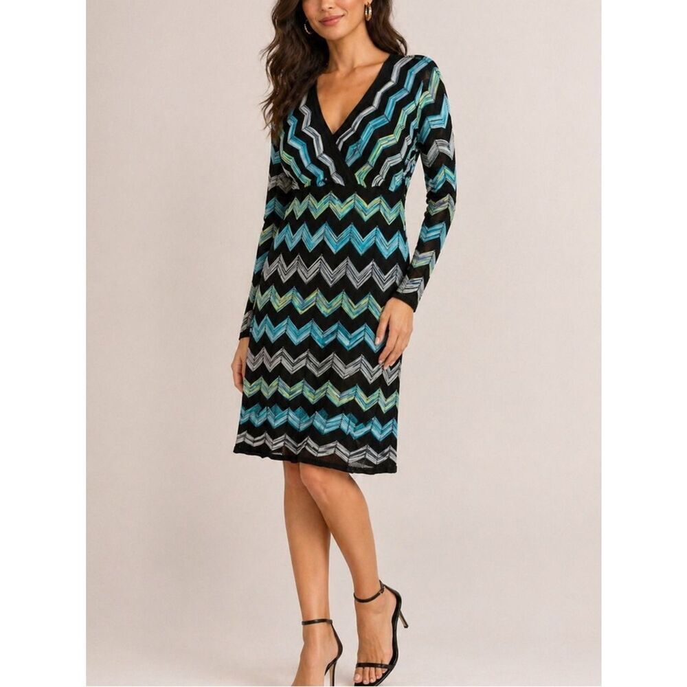 Trina TurkâChevron Knit Dress Size L Black Blue V Neck Long Sleeve